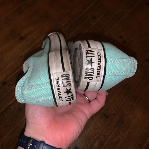 Converse light blue low top Chuck Taylor Converse size 7 sneakers - Picture 5 of 6